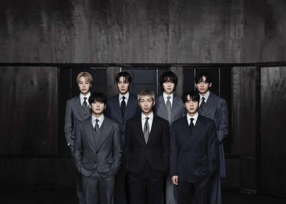 BTS สร้างประวัติศาสตร์! ศิลปินกลุ่มแรกของโลกทำยอดสตรีม Spotify ทะลุ 10,000 ล้านครั้งในปีเดียว