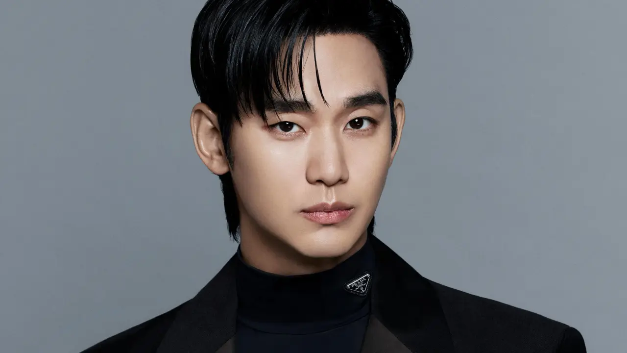 แฟนทั่วโลกแห่ให้กำลังใจ Kim Soo Hyun คอมเมนต์ทะลุ 1.12 ล้าน หลังศาลออกหมายจับ Kim Se Ui