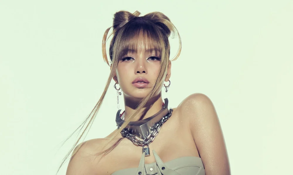 LISA เตรียมขึ้นแสดงพิธีเปิด FIFA World Cup 2026 ที่ลอสแอนเจลิส กลายเป็นศิลปิน K-Pop คนที่สองต่อจาก Jungkook